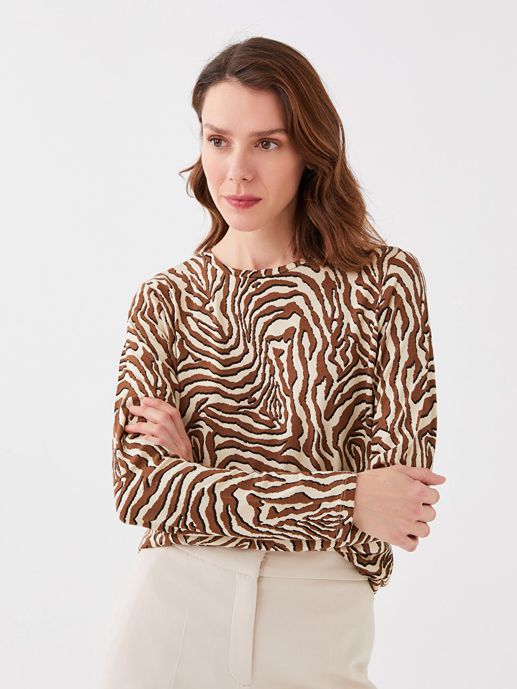 Karışık Bisiklet Yaka Desenli Uzun Kollu Kadın Tişört