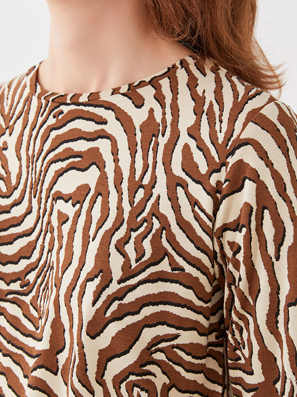 Karışık Bisiklet Yaka Desenli Uzun Kollu Kadın Tişört-3