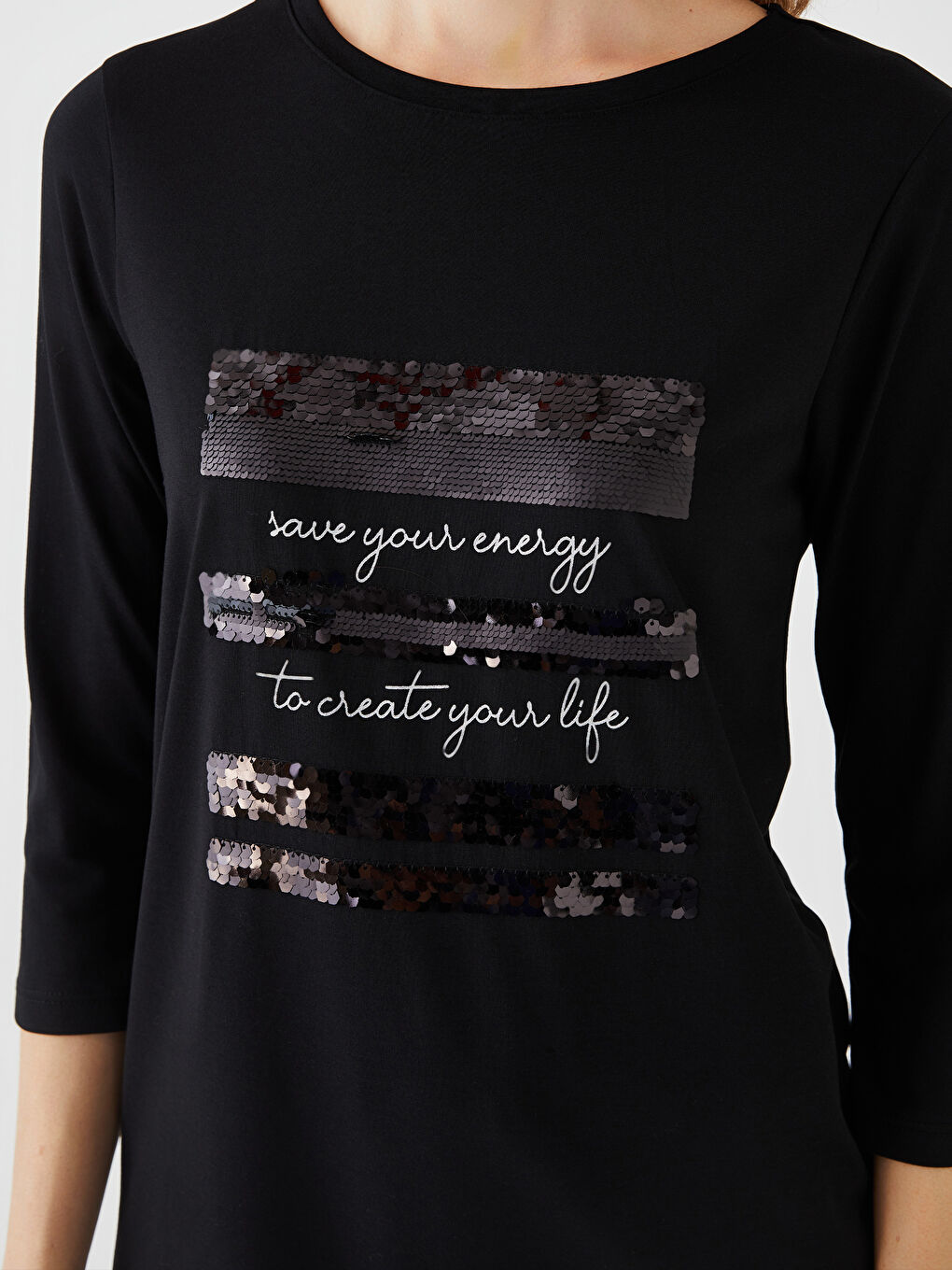 Crew Neck Embroidered Women's T-Shirt-3