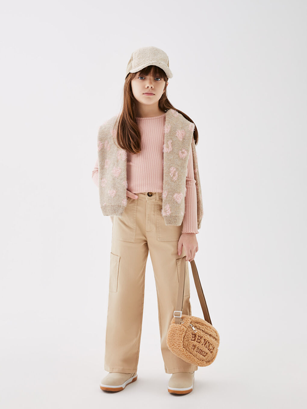 LC Waikiki Basic Gabardine Girl Trousers -S37171Z4-FLE