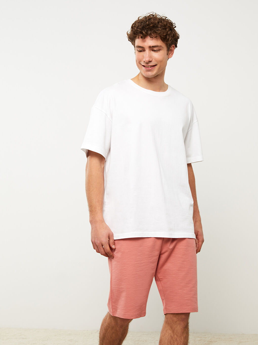 LC WAIKIKI Pembe Standart Kalıp Erkek Pijama Alt Şort - 1