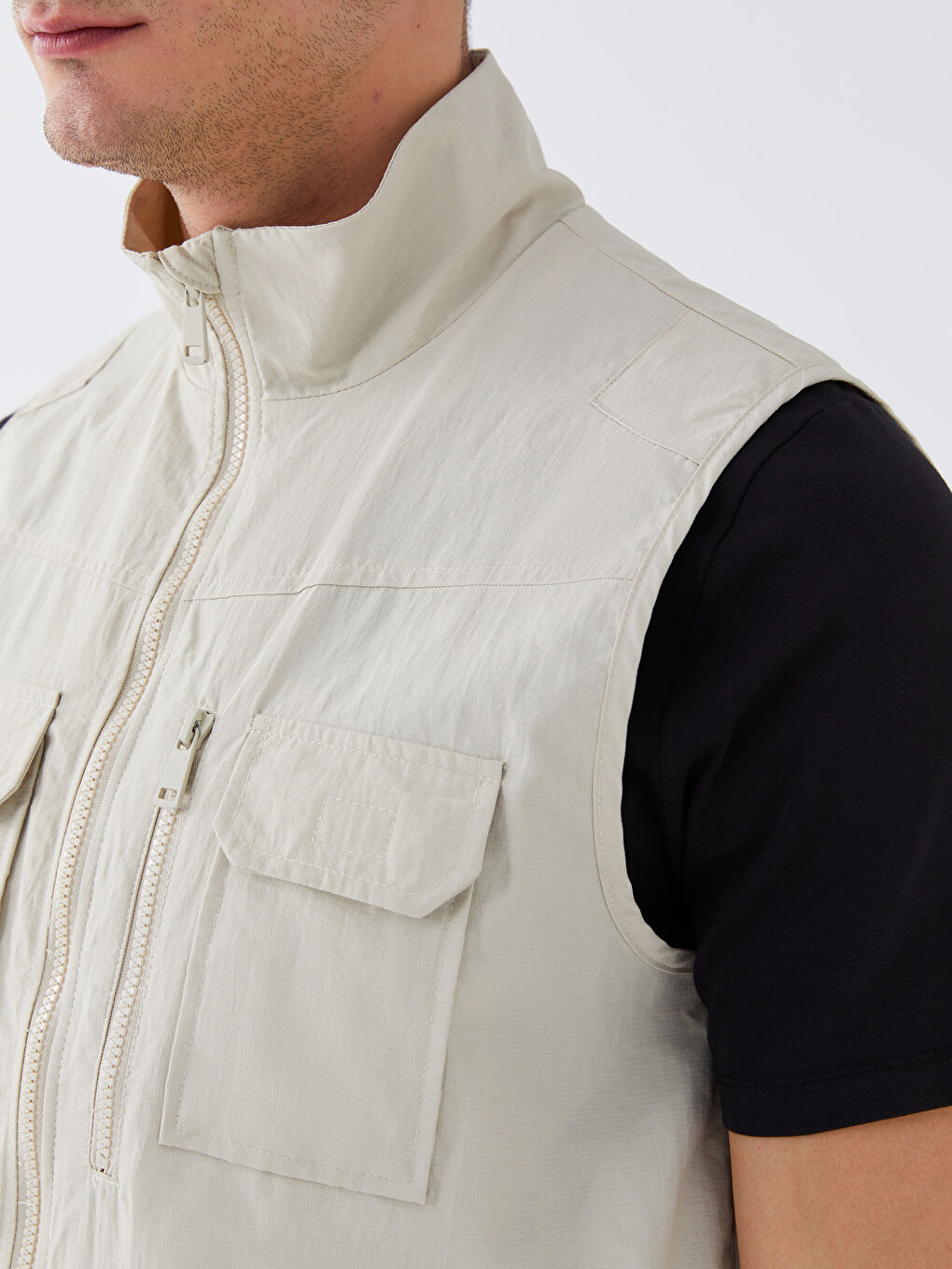 Gri Standart Kalıp Dik Yaka Erkek Avcı Yeleği-3