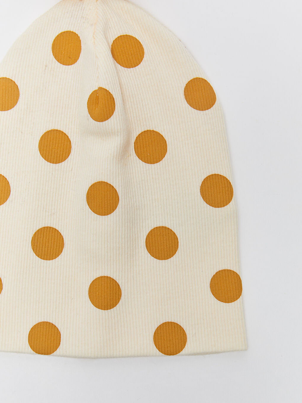 Bej Desenli Kız Bebek Bere-2