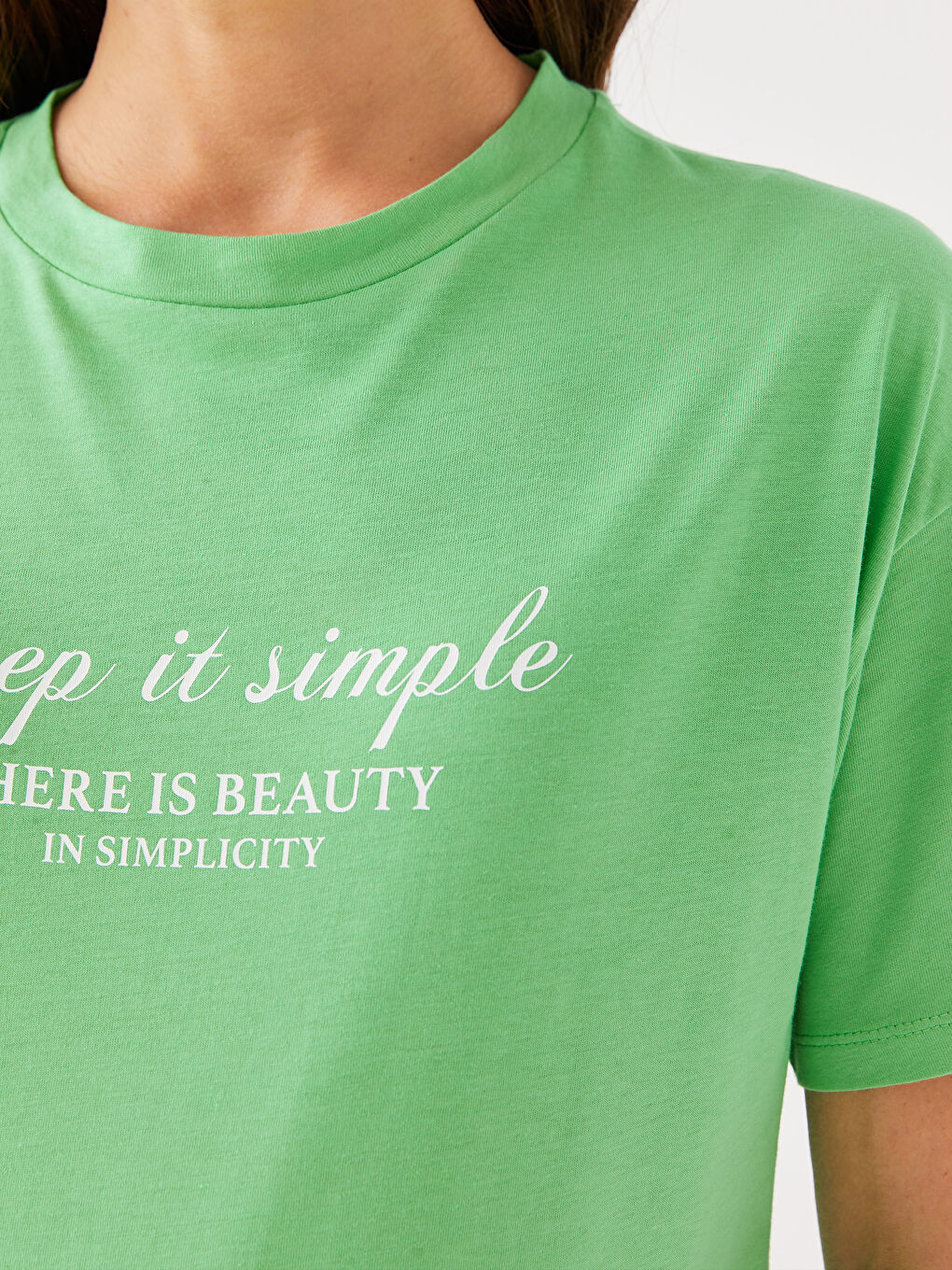 تيشيرت قطن مطبوع بياقة دائرية وكم قصير للحوامل-3