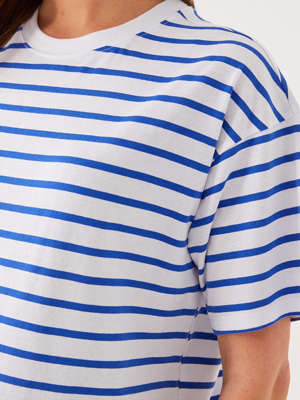 LCWAIKIKI Maternity Crew Neck Striped Short Sleeve Maternity T-Shirt -S37482Z8-LEN