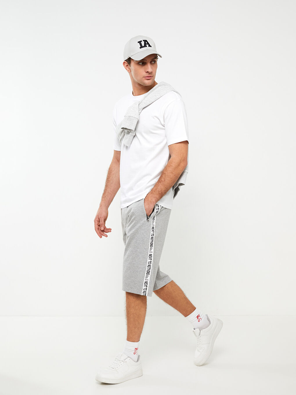 Standard Fit Men's Sports Shorts -S37572Z8-LAL