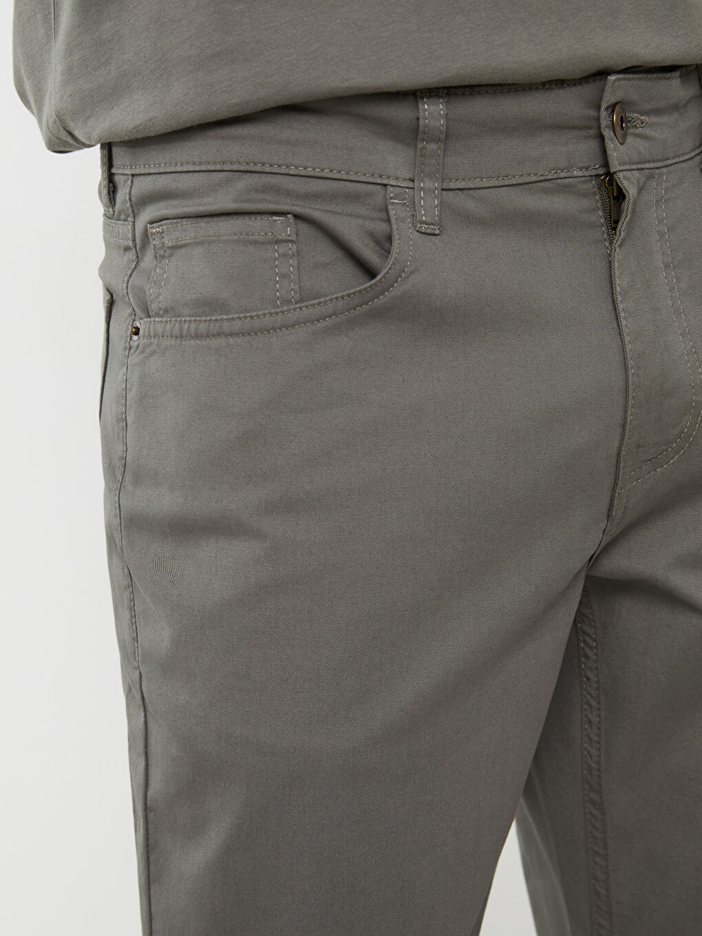 LCWAIKIKI Classic Slim Fit Gabardine Men's Chino Trousers -S37632Z8-P5X