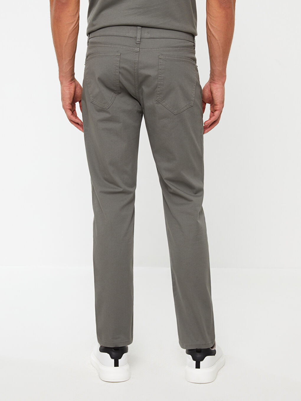 LCWAIKIKI Classic Slim Fit Gabardine Men's Chino Trousers -S37632Z8-P5X