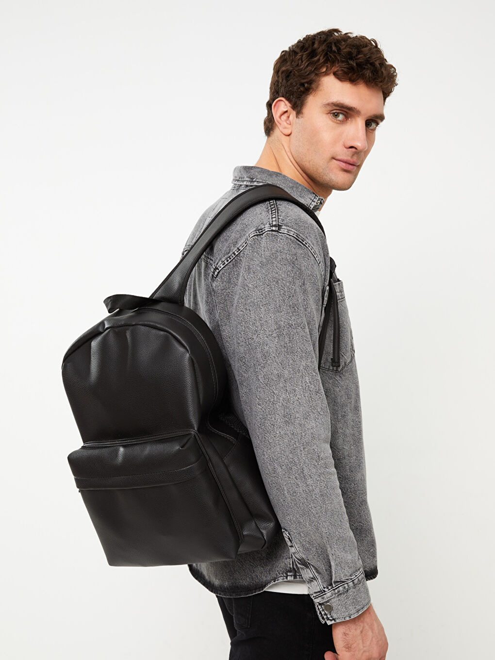 حقيبة ظهر جلد صناعي للرجال