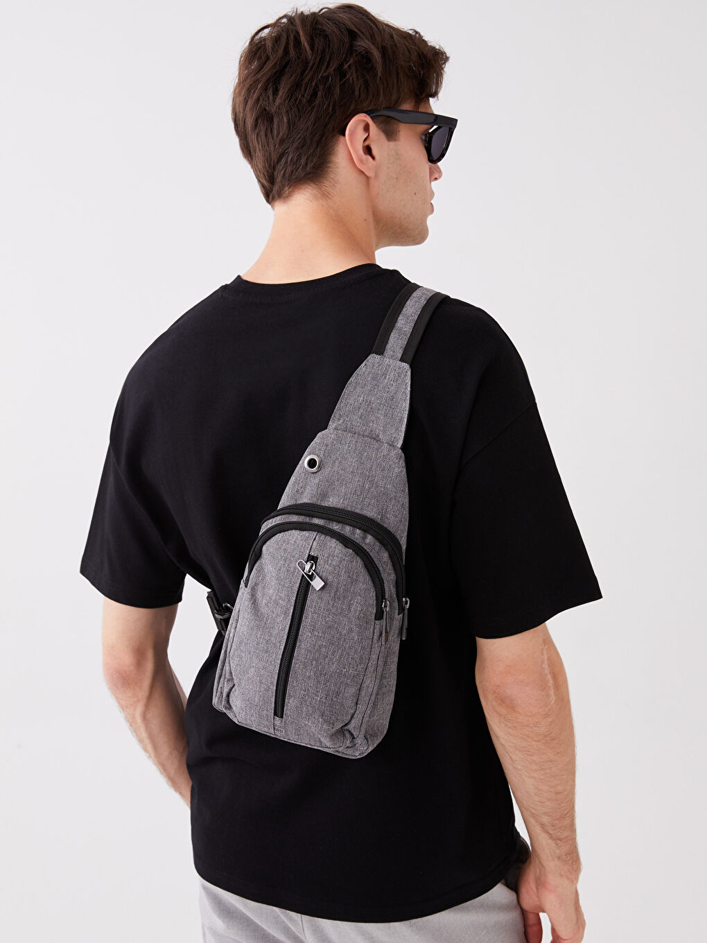 Gri Erkek Göğüs Çantası