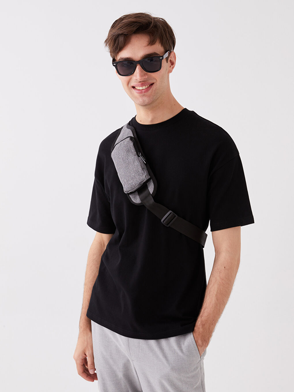 Gri Erkek Göğüs Çantası-2