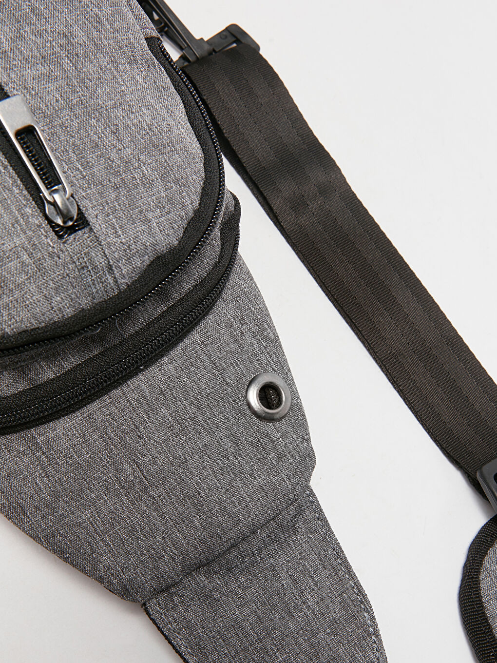Gri Erkek Göğüs Çantası-5