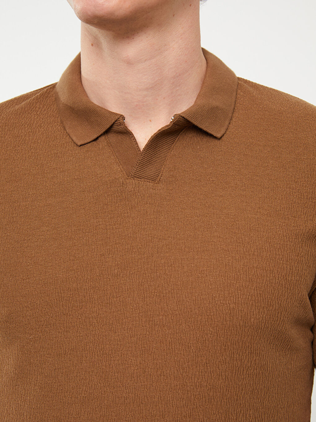 تي شيرت ياقة ريزورت كم قصير للرجال-3