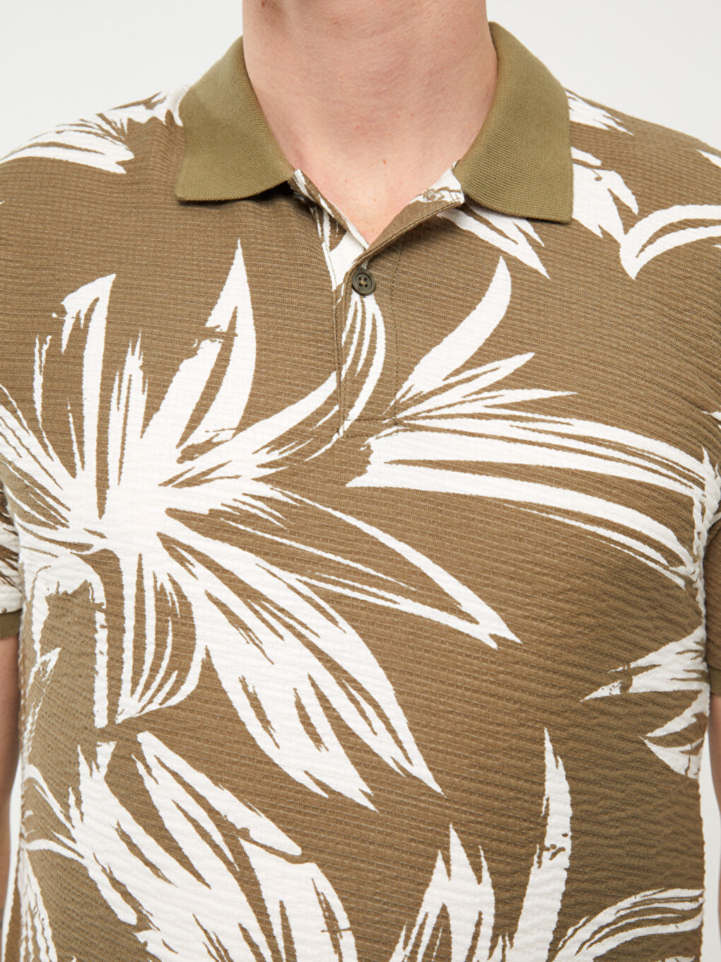 LCW Vision T-shirt à motifs à manches courtes pour hommes avec col polo-3