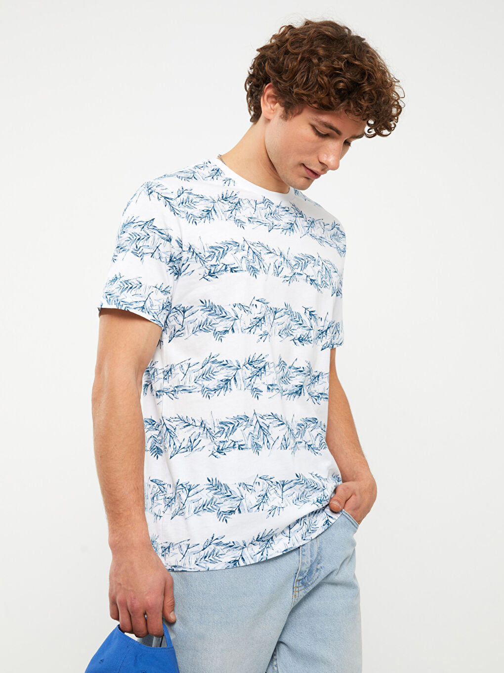 მრგვალი საყელო მოკლე სახელო ნიმუშიანი ჟერსი მამაკაცის მაისური-1