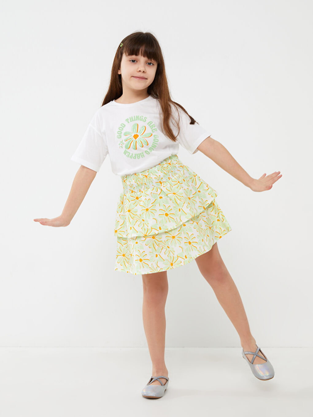 Crew Neck Girl's T-Shirt and Skirt