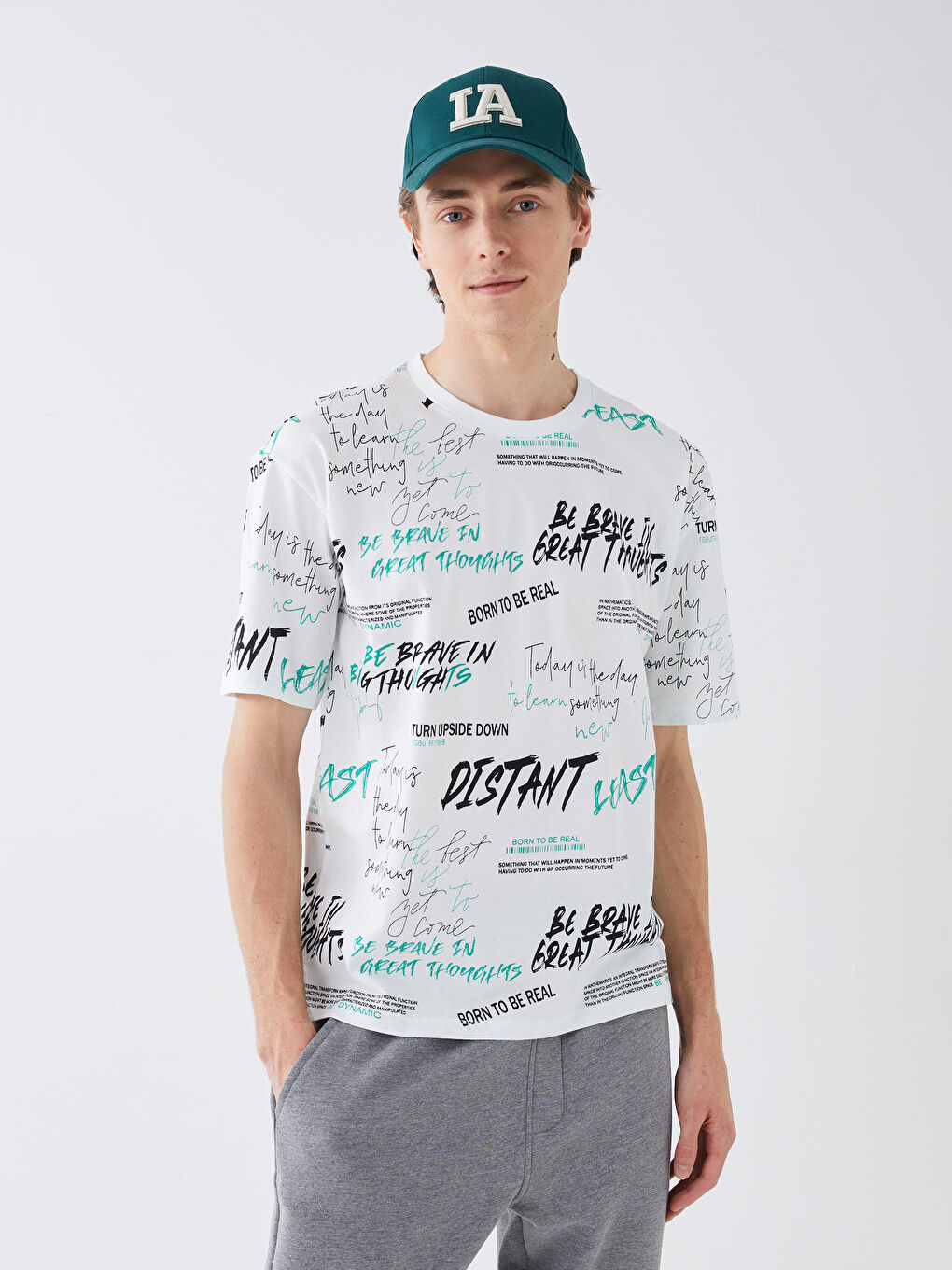 تيشيرت رجالي ياقة دائرية كم قصير مطبوع قطن ممشط