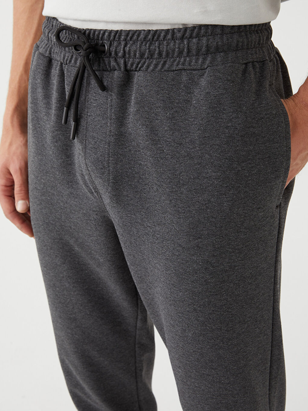 بنطلون رياضي رفيع للرجال-3