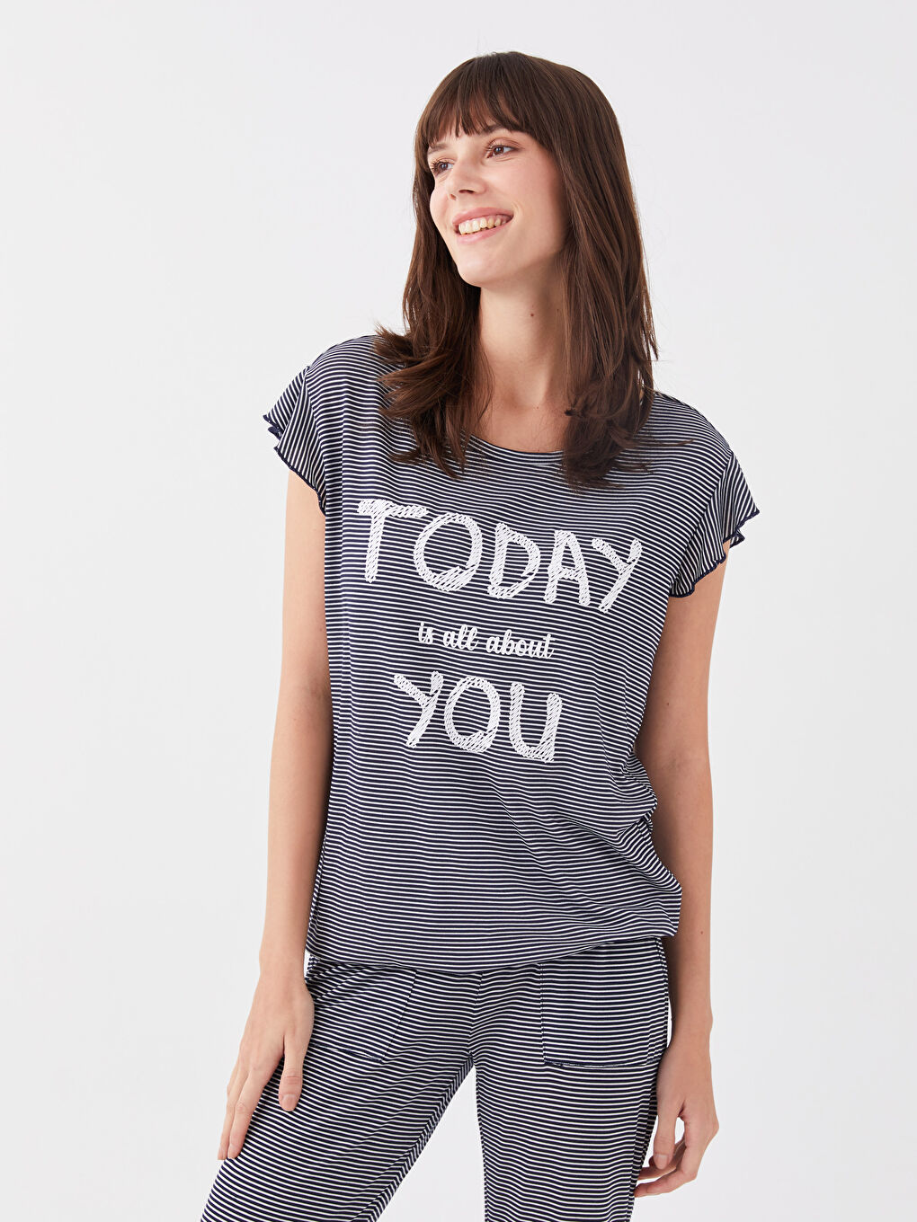 Set de pijama cu guler rotund, vărgat, mânecă scurtă, pentru femei-1