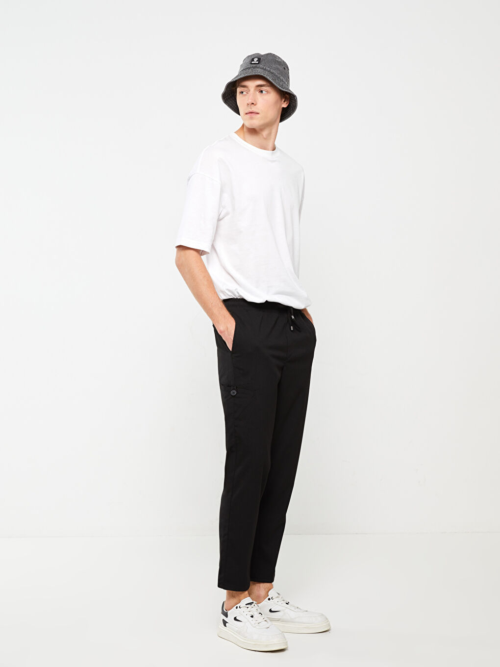 LC Waikiki Tag Detailed Men's Bucket Hat -S38049Z8-HJV