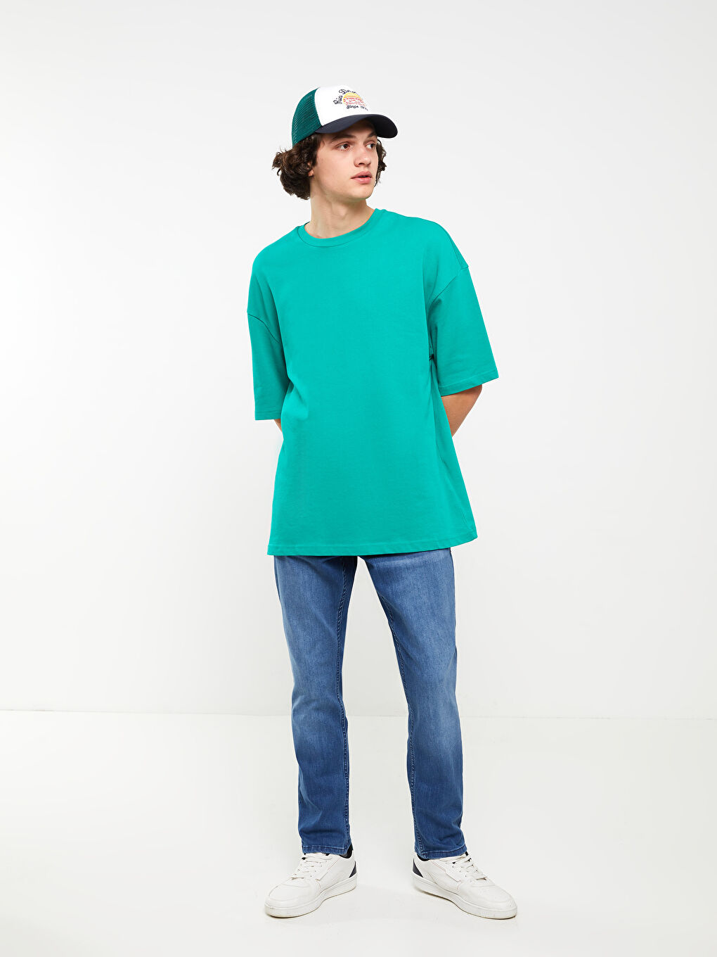 Lacivert Yazı Nakışlı Erkek Kep Şapka-1