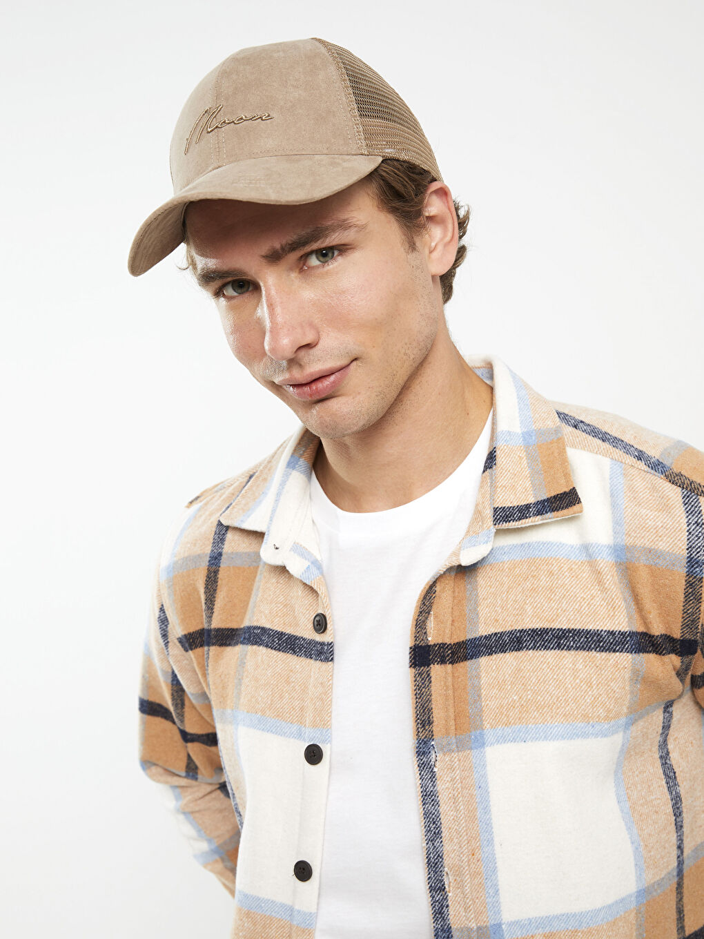 Kahverengi Yazı Nakışlı Erkek Kep Şapka