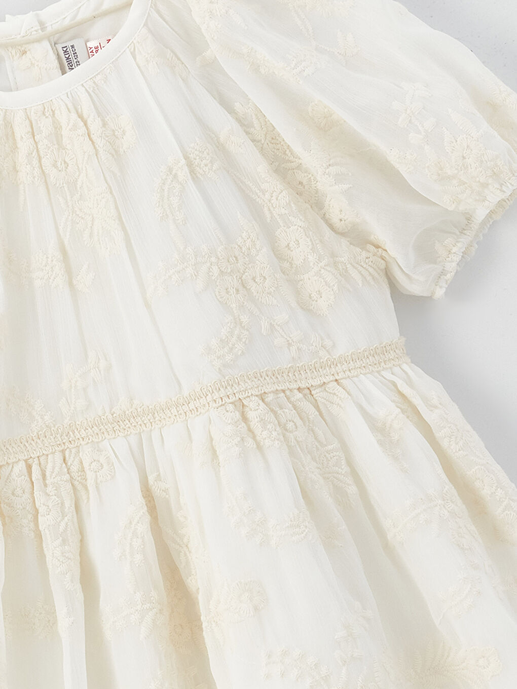 Robe Fille à Col Rond Brodée à Manches Courtes-2