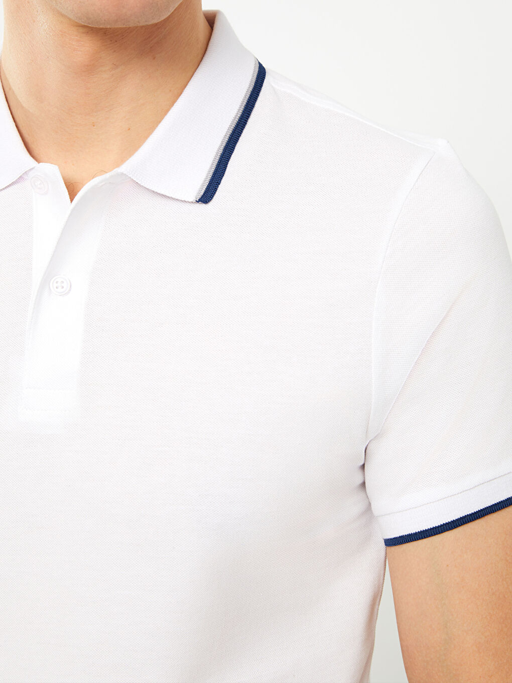 Beyaz Polo Yaka Kısa Kollu Pike Erkek Tişört-3