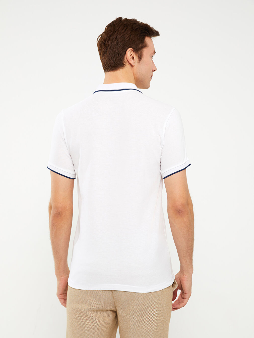 Beyaz Polo Yaka Kısa Kollu Pike Erkek Tişört-4