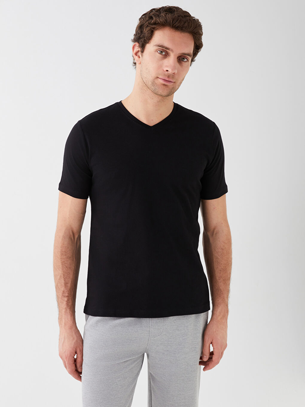 LCWAIKIKI Basic V-Neck Short Sleeve Jersey Men's T-Shirt -S38274Z8-CVL
