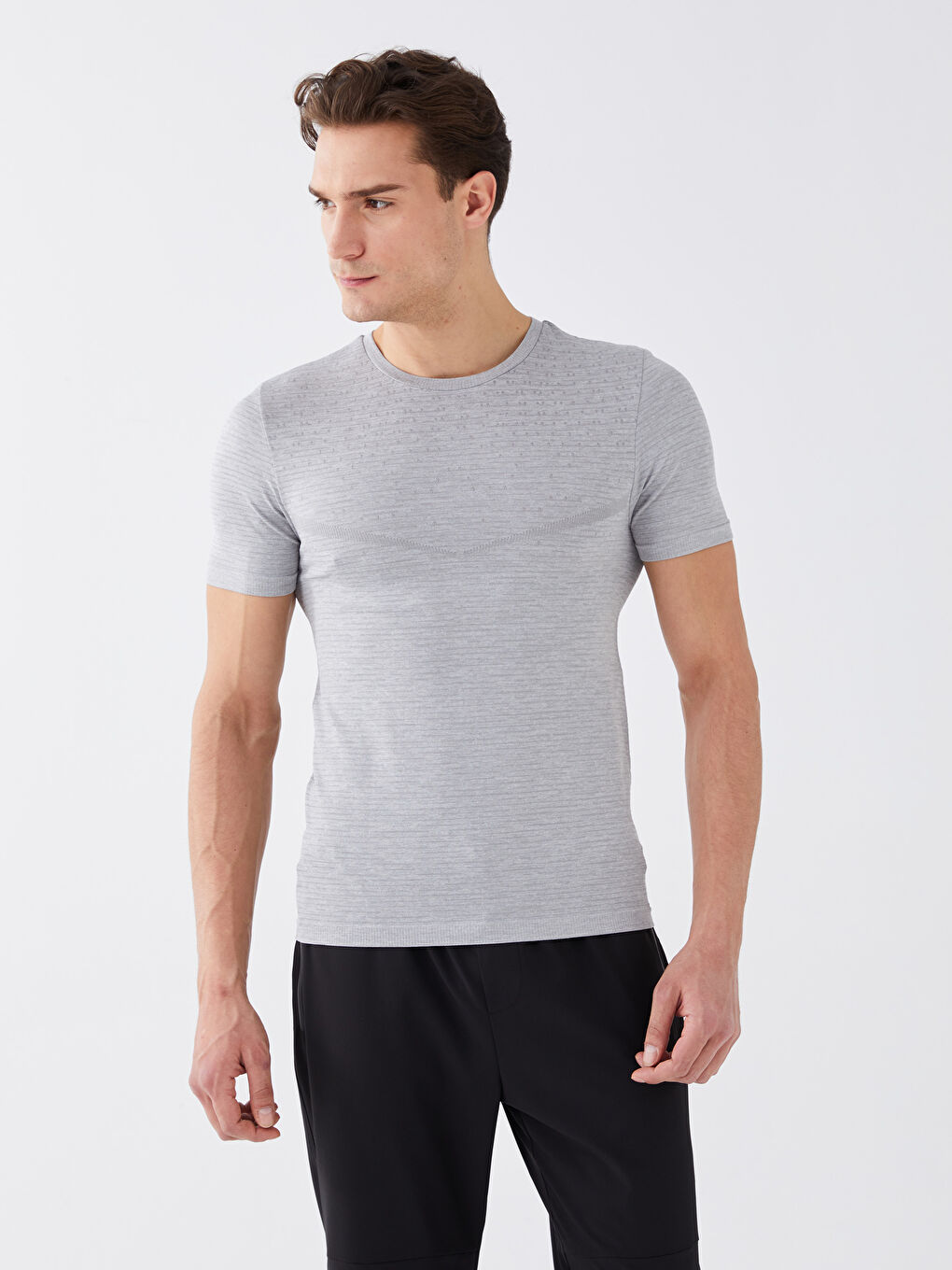 Gri Bisiklet Yaka Kısa Kollu Erkek Spor Tişört-3