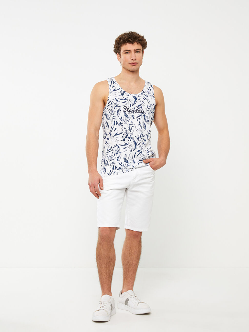 Beyaz Bisiklet Yaka Desenli Erkek Kolsuz Tişört-2