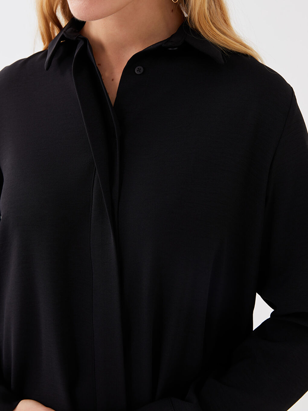 Siyah Uzun Kollu Pileli Kadın Gömlek-3