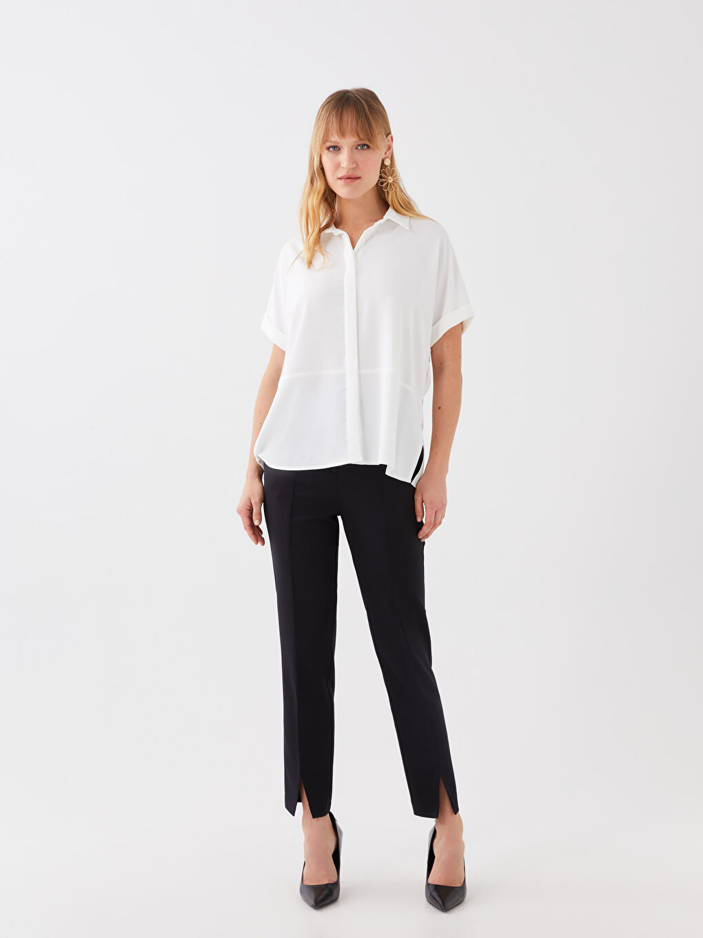 Ekru Gizli Düğme Kapamalı Düz Kısa Kollu Kadın Gömlek-2