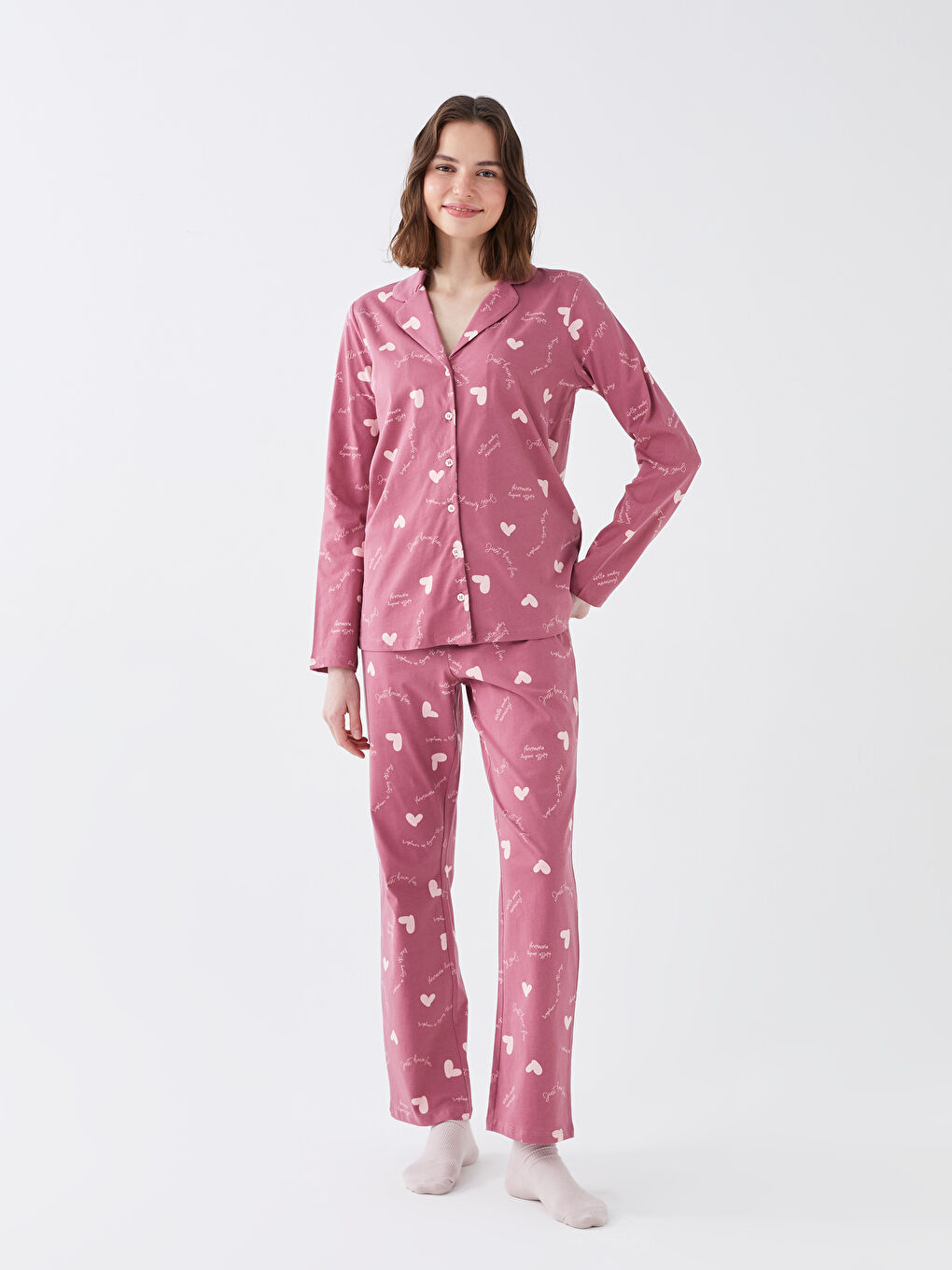 Женский комплект пижам с отложным воротником и принтом