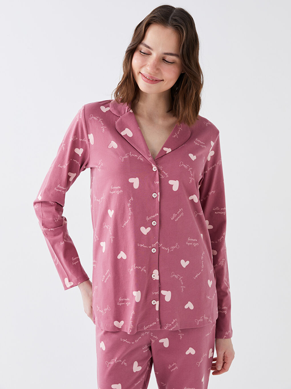Женский комплект пижам с отложным воротником и принтом-1