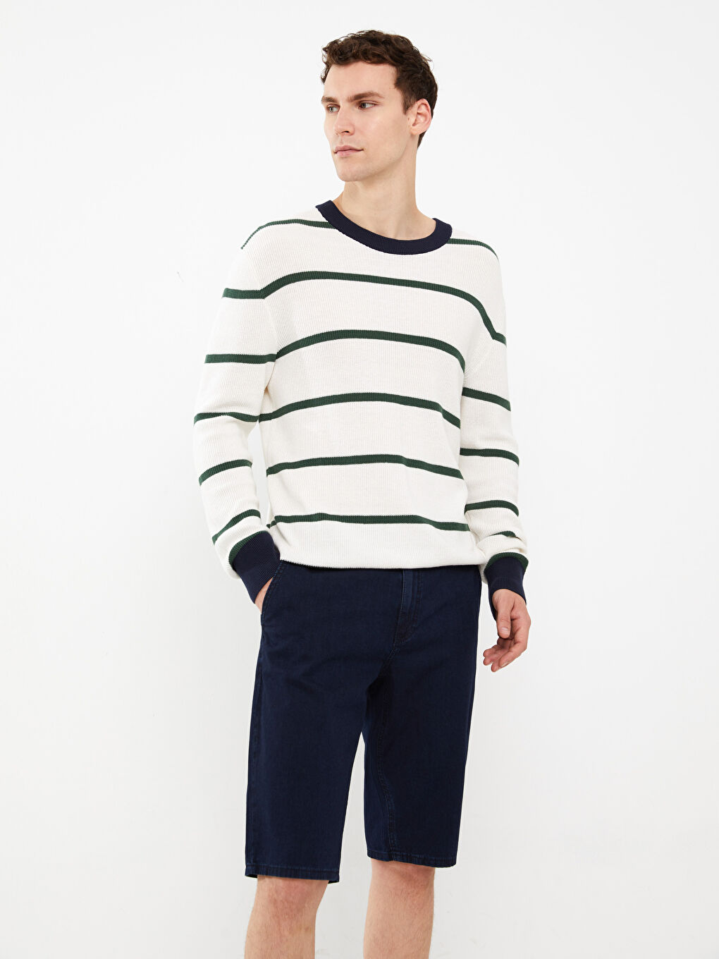 İndigo Rahat Kalıp Erkek Jean Şort-1