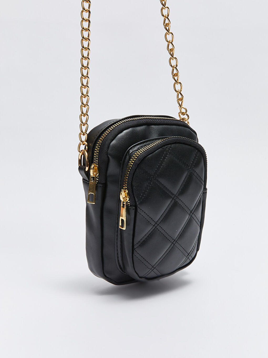 Siyah Deri Görünümlü Kapitoneli Kadın Telefon Çantası-4