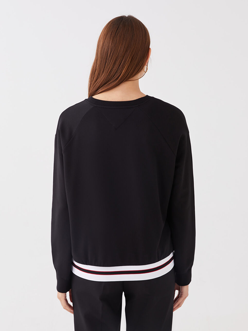 Crew Neck Plain Long Sleeve Women's Sweatshirt-4