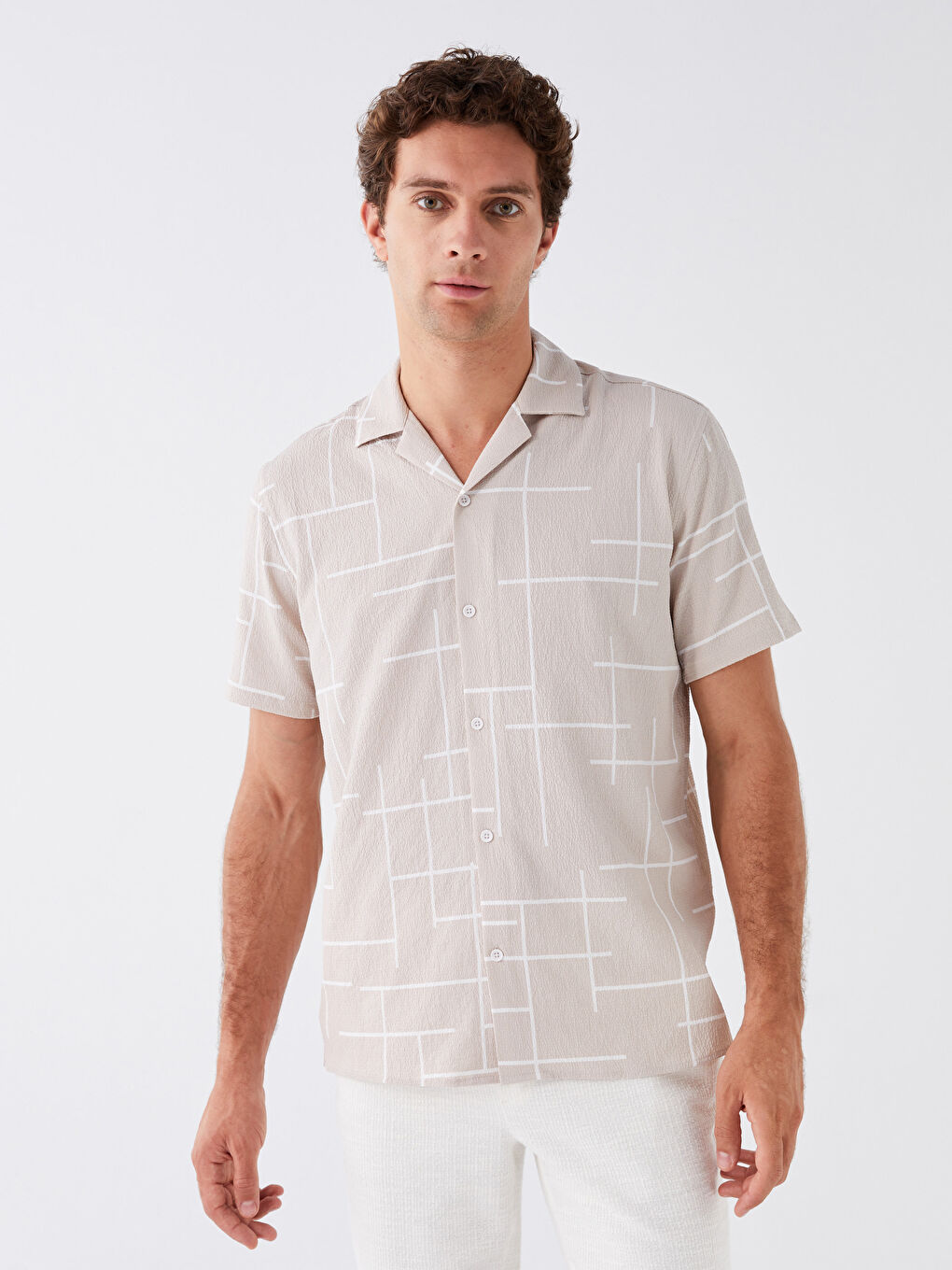 Bej Regular Fit Kısa Kollu Desenli Erkek Gömlek