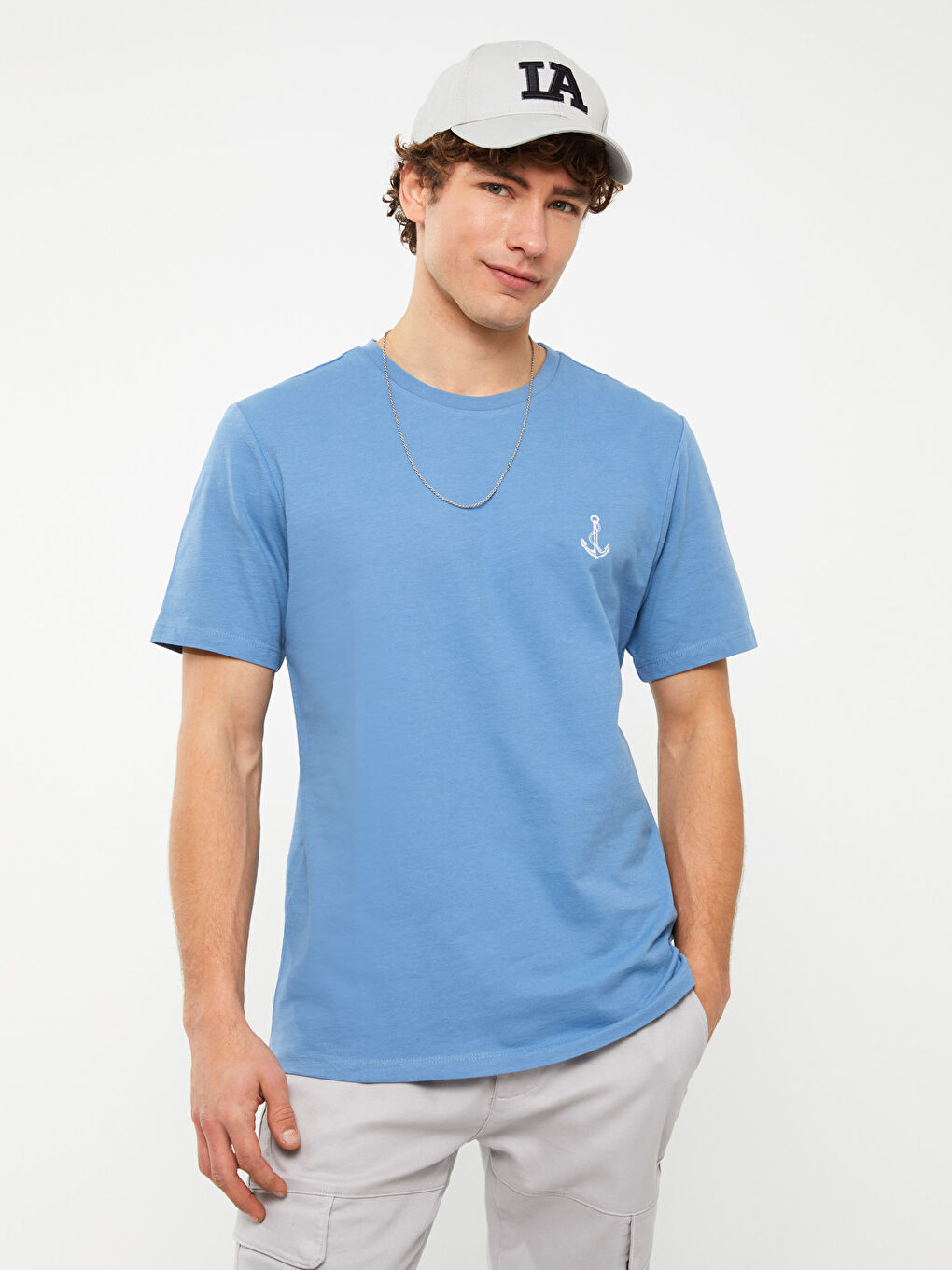 Mavi Bisiklet Yaka Kısa Kollu Nakışlı Erkek Tişört