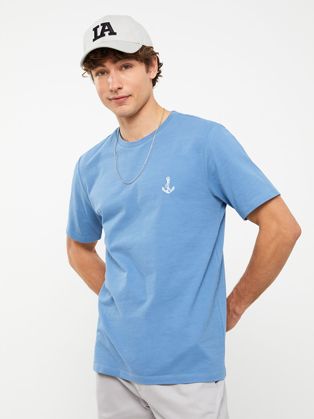 Mavi Bisiklet Yaka Kısa Kollu Nakışlı Erkek Tişört-1