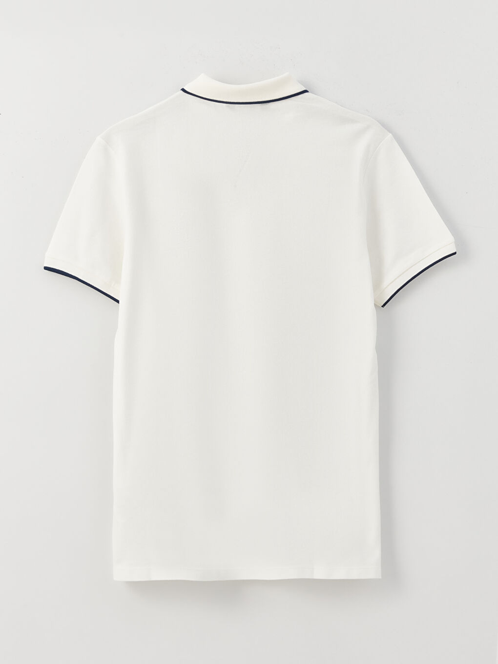 تي شيرت ياقة بولو كم قصير مطرز للرجال-6