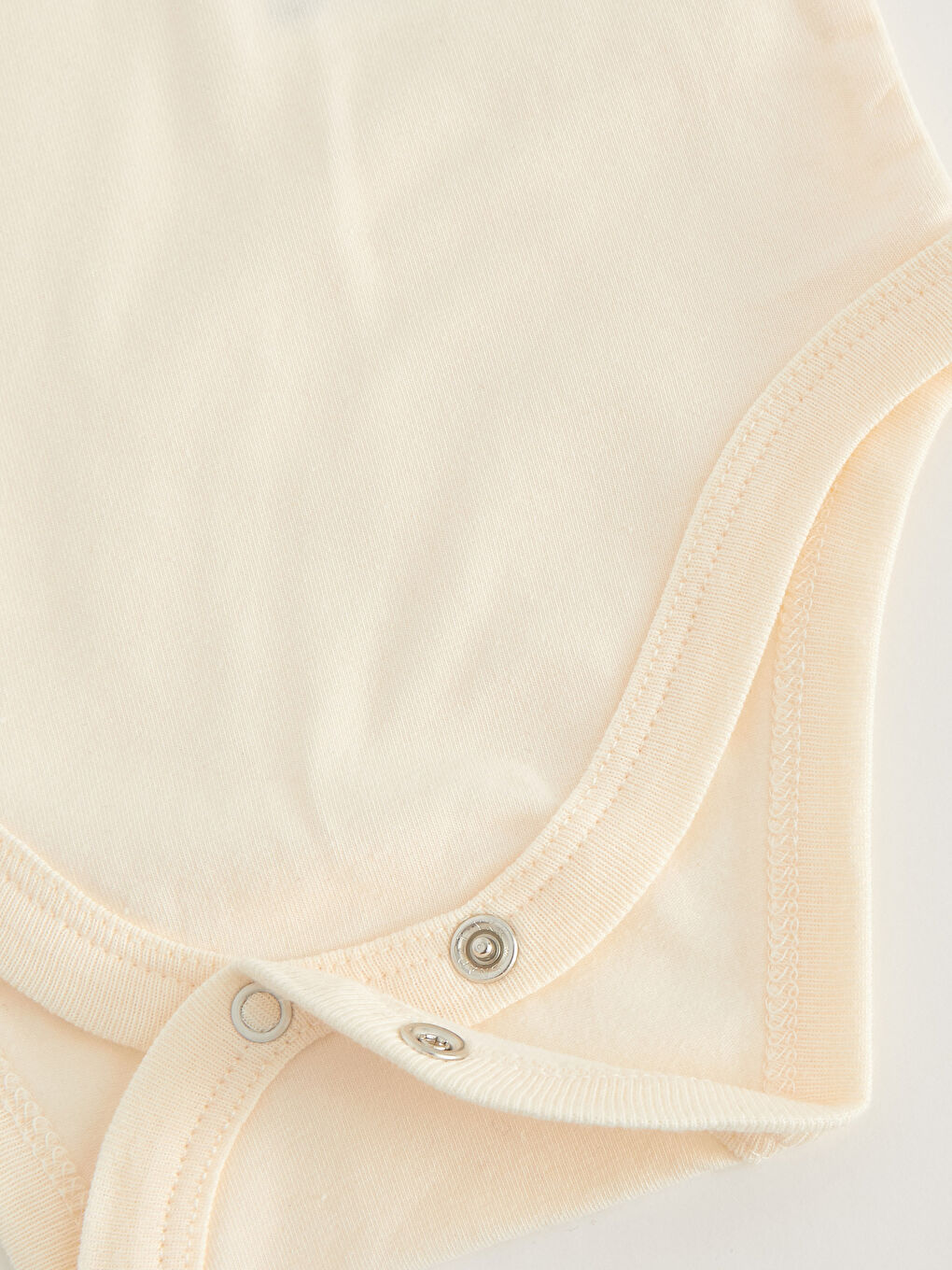 طقم بنت رضع ٣ قطع مطبوع بياقة دائرية وكم قصير-3