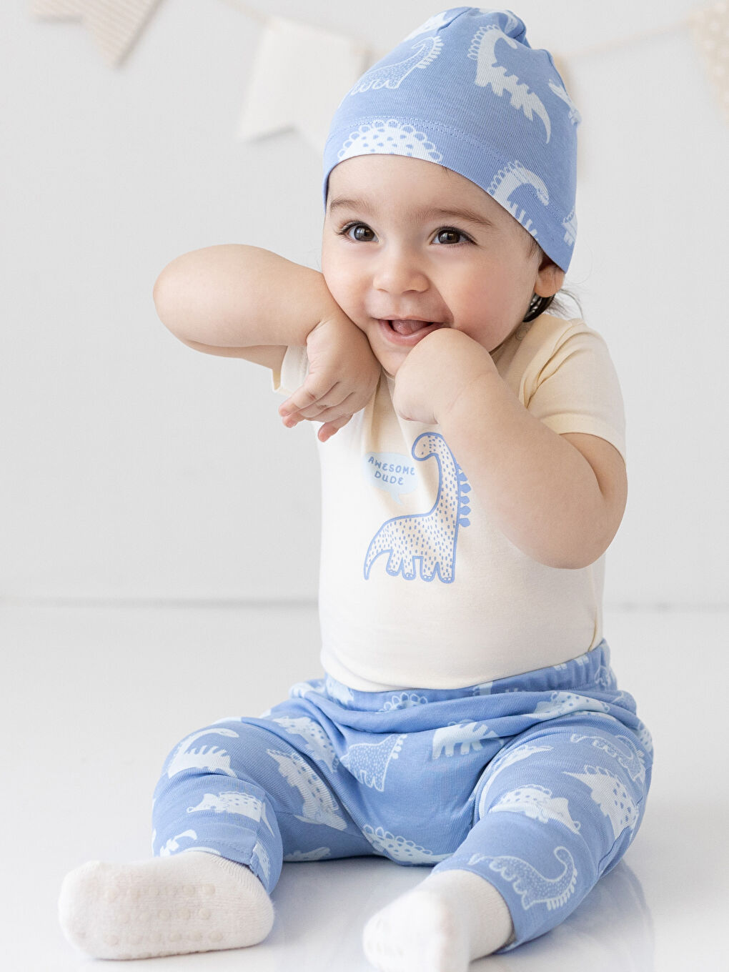 Crew Neck Short Sleeve Printed Baby Boy 3-Piece Suit-5