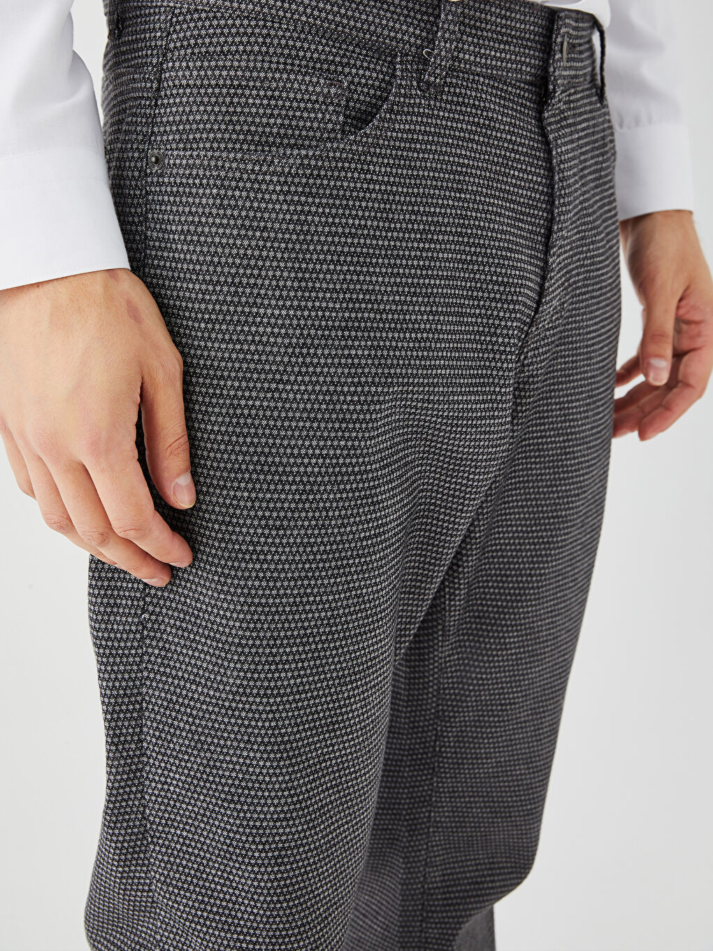 779 جينز بقصة عادية للرجال-2