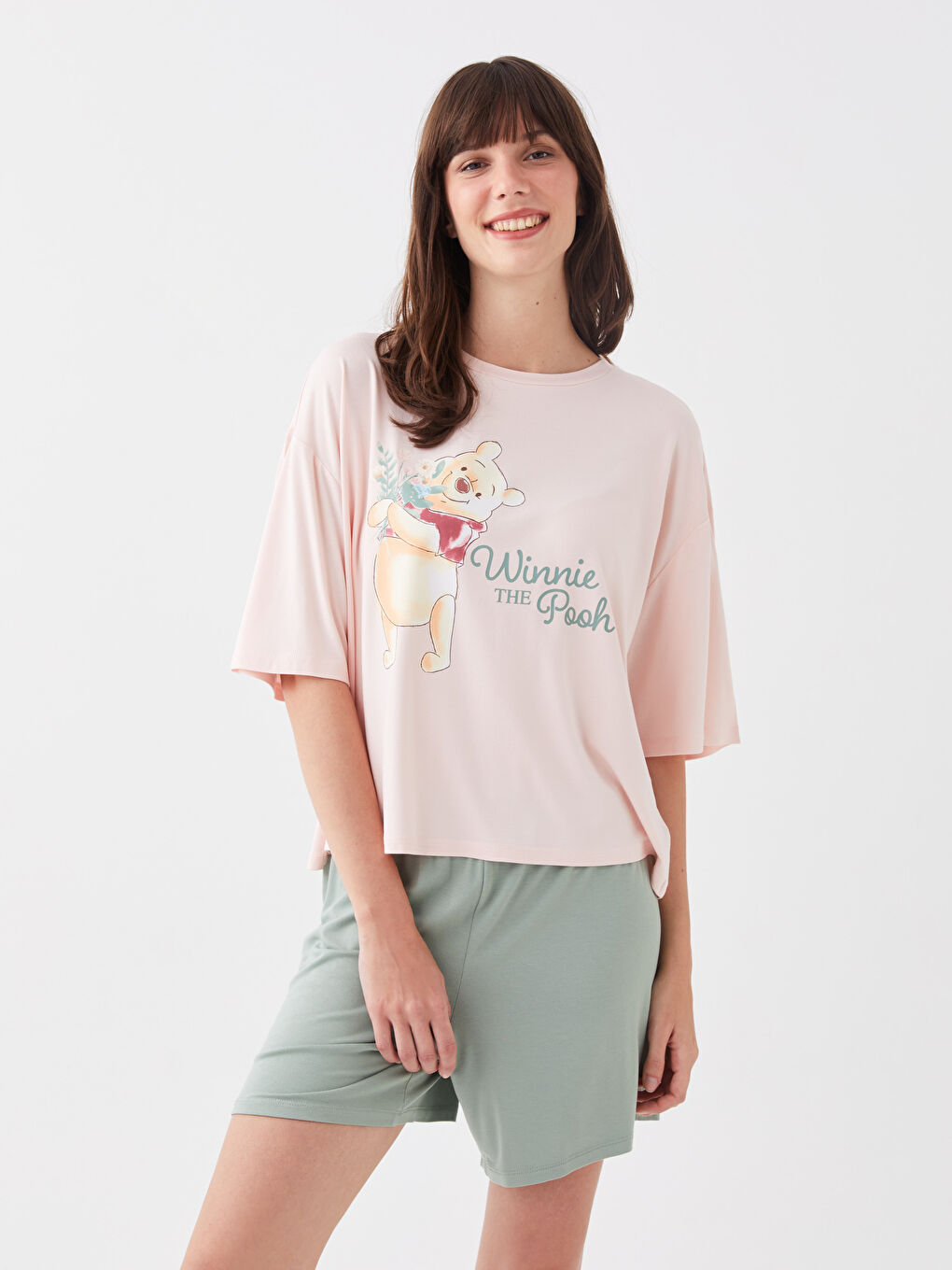 LCW DREAM Crew Neck Winnie the Pooh Printed Short Sleeve Women's Shorts Pajamas Set -S39067Z8-GC8