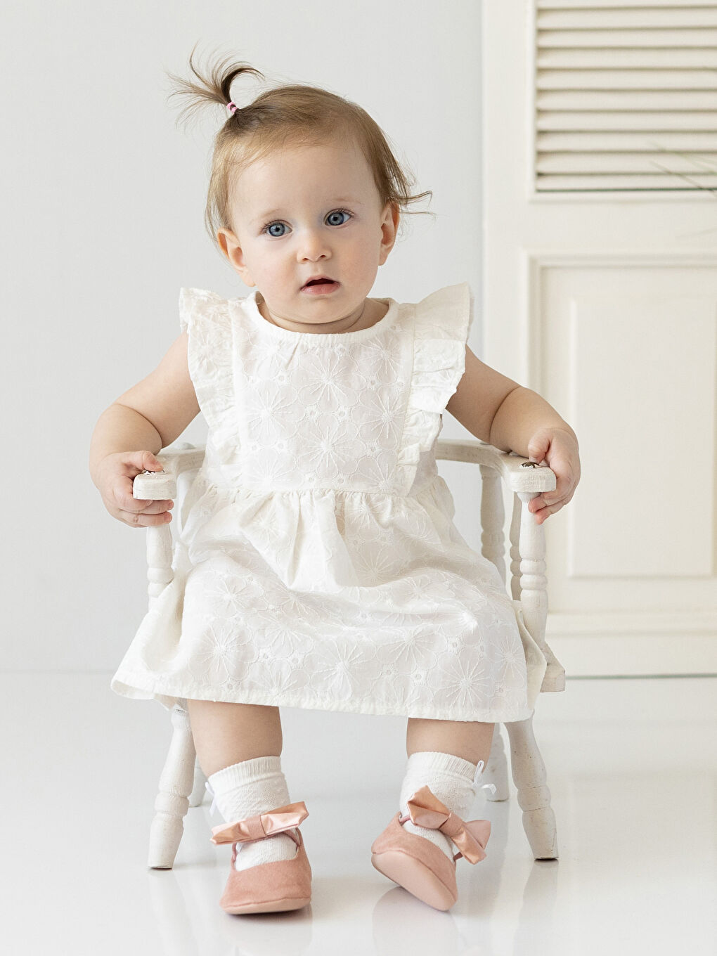 Rochie Fetiță cu Model Propriu cu Guler Rotund