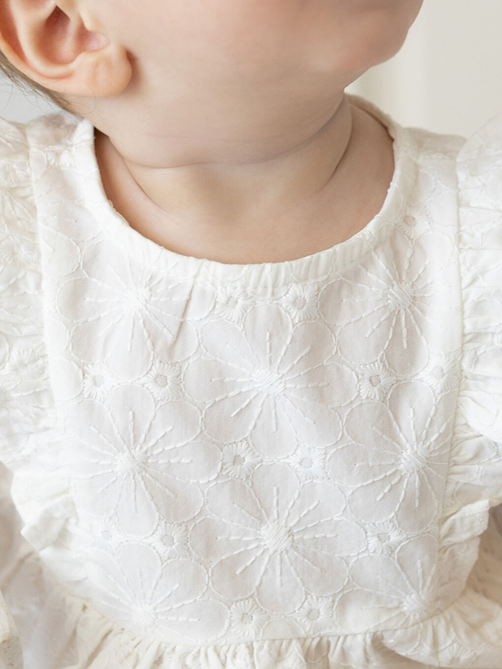 Rochie Fetiță cu Model Propriu cu Guler Rotund-3