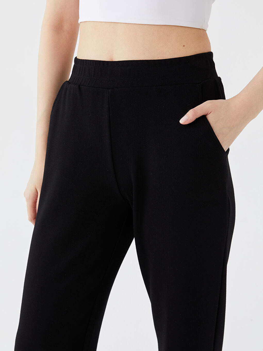 Siyah Beli Lastikli Düz Geniş Paça Kadın Eşofman Altı-4